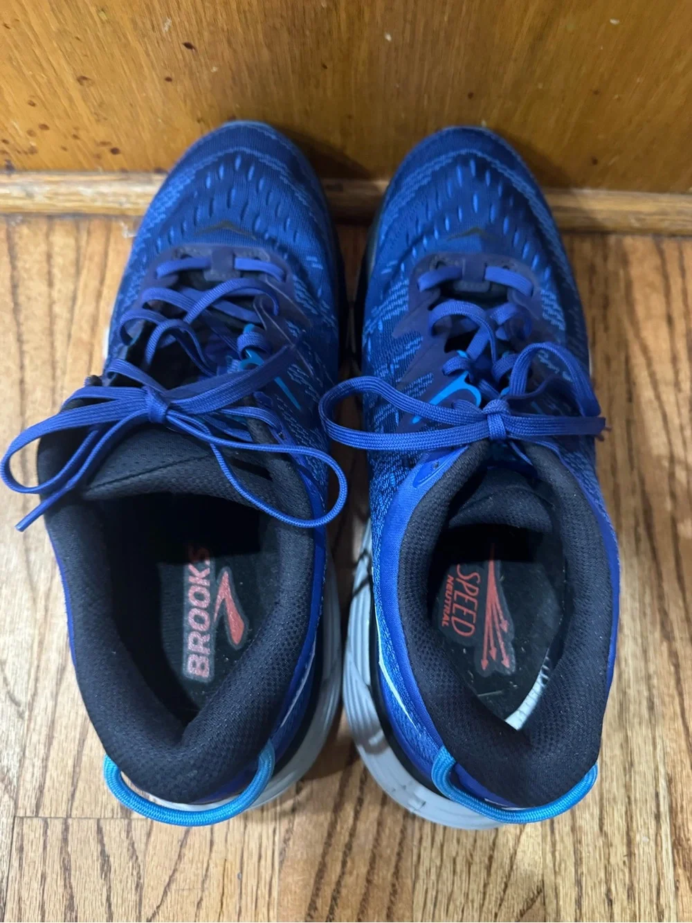 MEN’S HOKA ONE GAVIOTA 4 RUNNING SHOES SIZE 9D